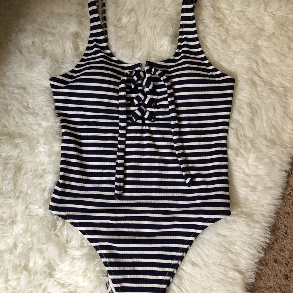 Brand new aerie bathing suit